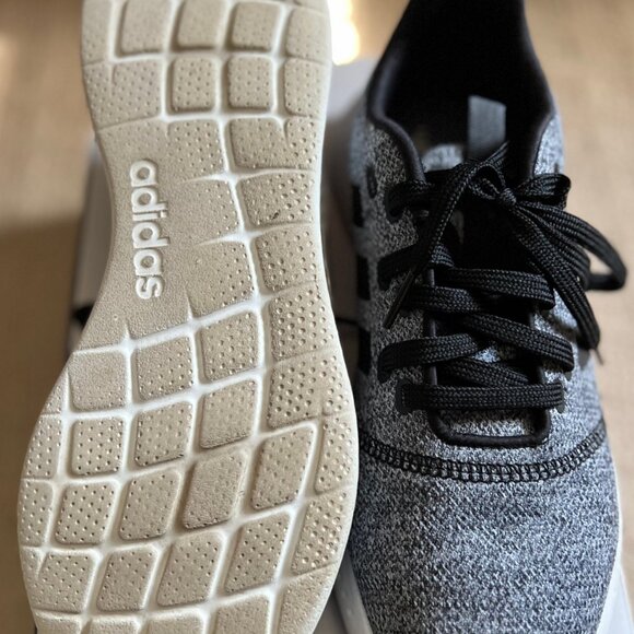 Adidas Cloudform Gray and Black Casual Running Shoe (size 10) - Picture 4 of 4